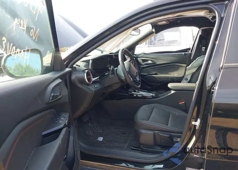 2025 Chevrolet Trax 2Rs из США, поврежденный, VIN KL77LJEP6SC020656